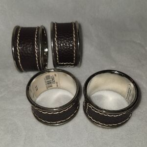 Set of 4 Williams Sonoma Leather Wrapped Metal Napkin Rings  Brown Retired